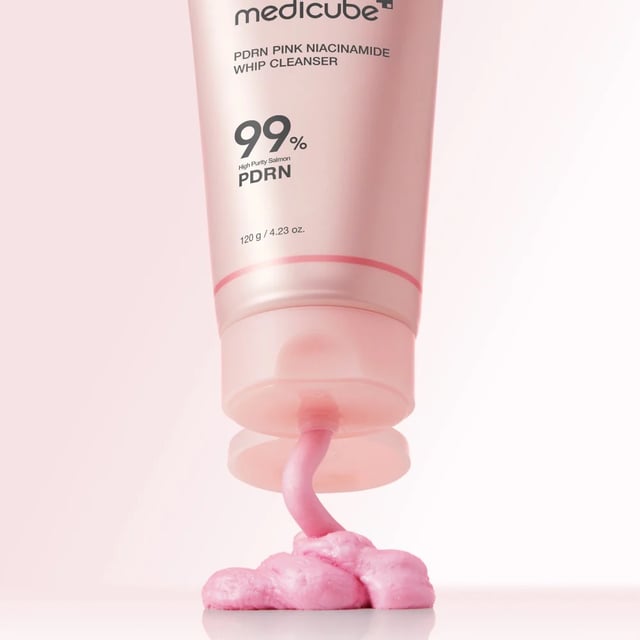 Medicube PDRN Pink Niacinamide Whip Cleanser, photo 2